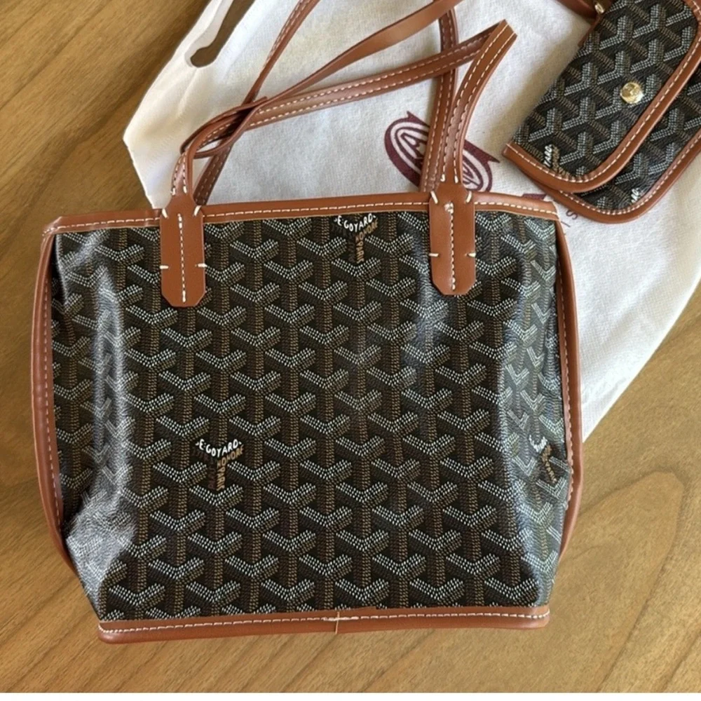 Small tote - Picture 4 of 5